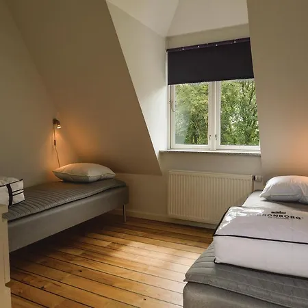 Stilbjerg Gl. Skole Holiday home *