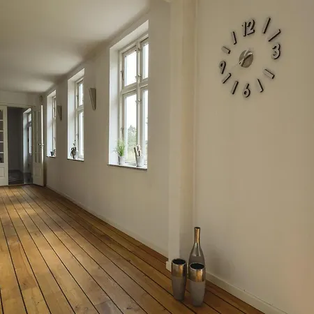 Stilbjerg Gl. Skole Holiday home Give